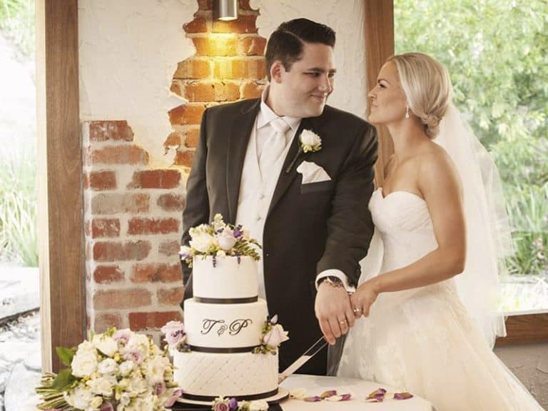Summer wedding cakes